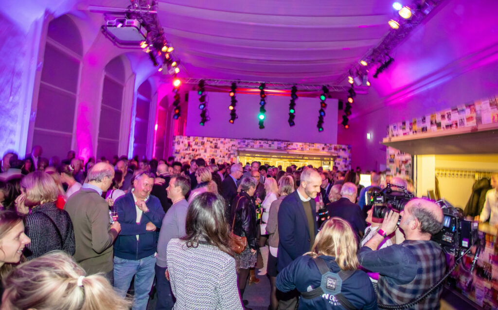 Hannover, 18.11.2022 : Eröffnung mit geladenen Gästen zum GOP Wintervariete in der Orangerie Herrenhausen © Tobias Wölki | Hannover | Große Düwelstr. 47b | 30171 Hannover